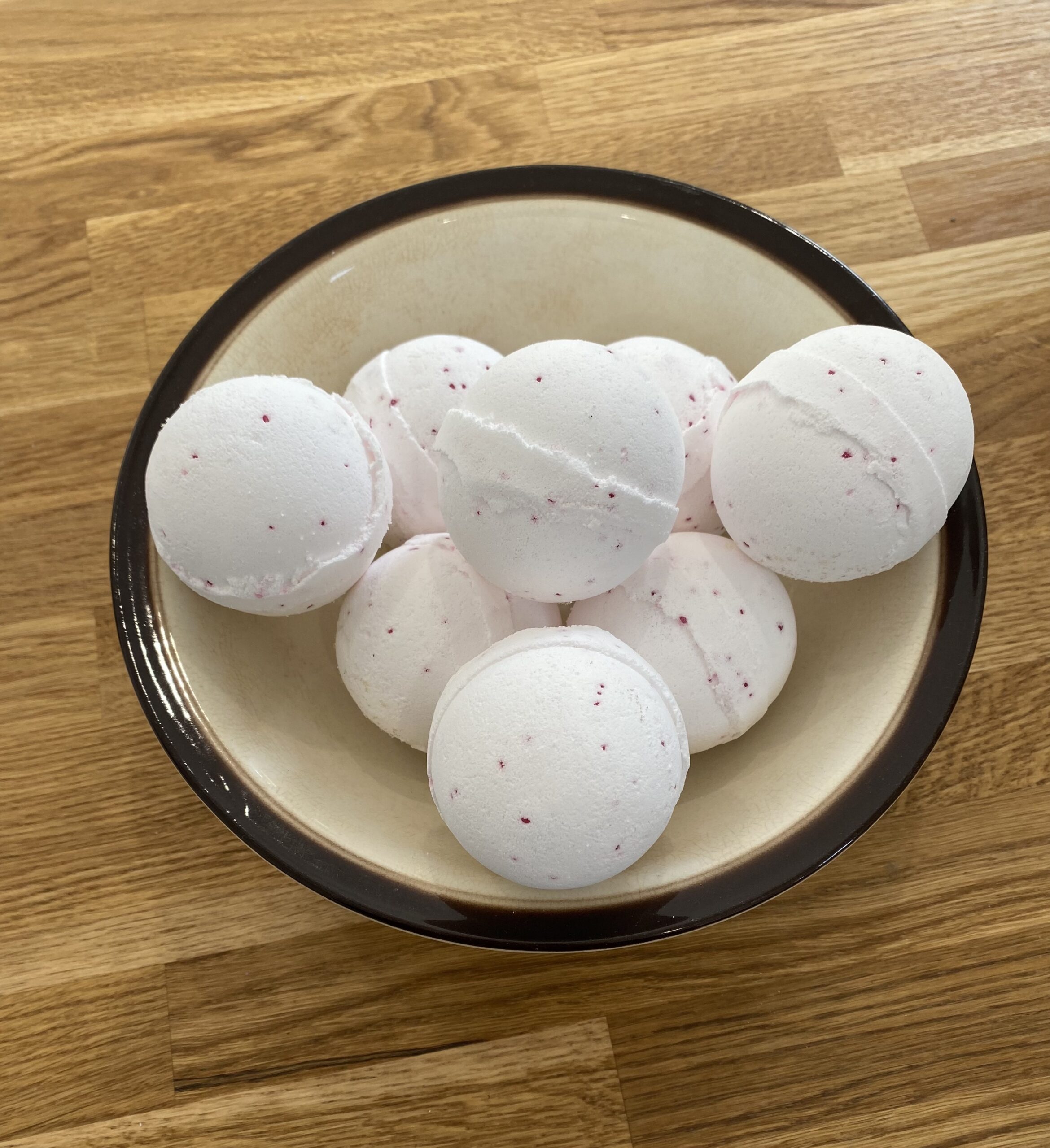 Handmade Bath Bombs - Image 2